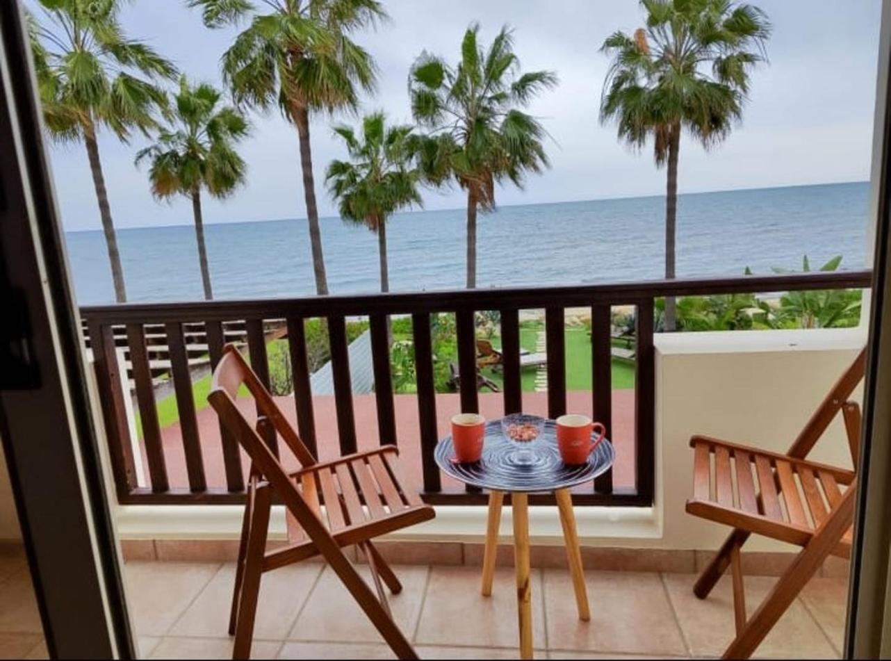 Beachfront Villa Carpe Diem Kiti Eksteriør bilde